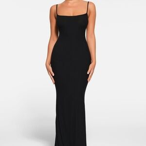 NWT Skims Soft Lounge Petite Long Slip Dress in Size SP in Onyx
